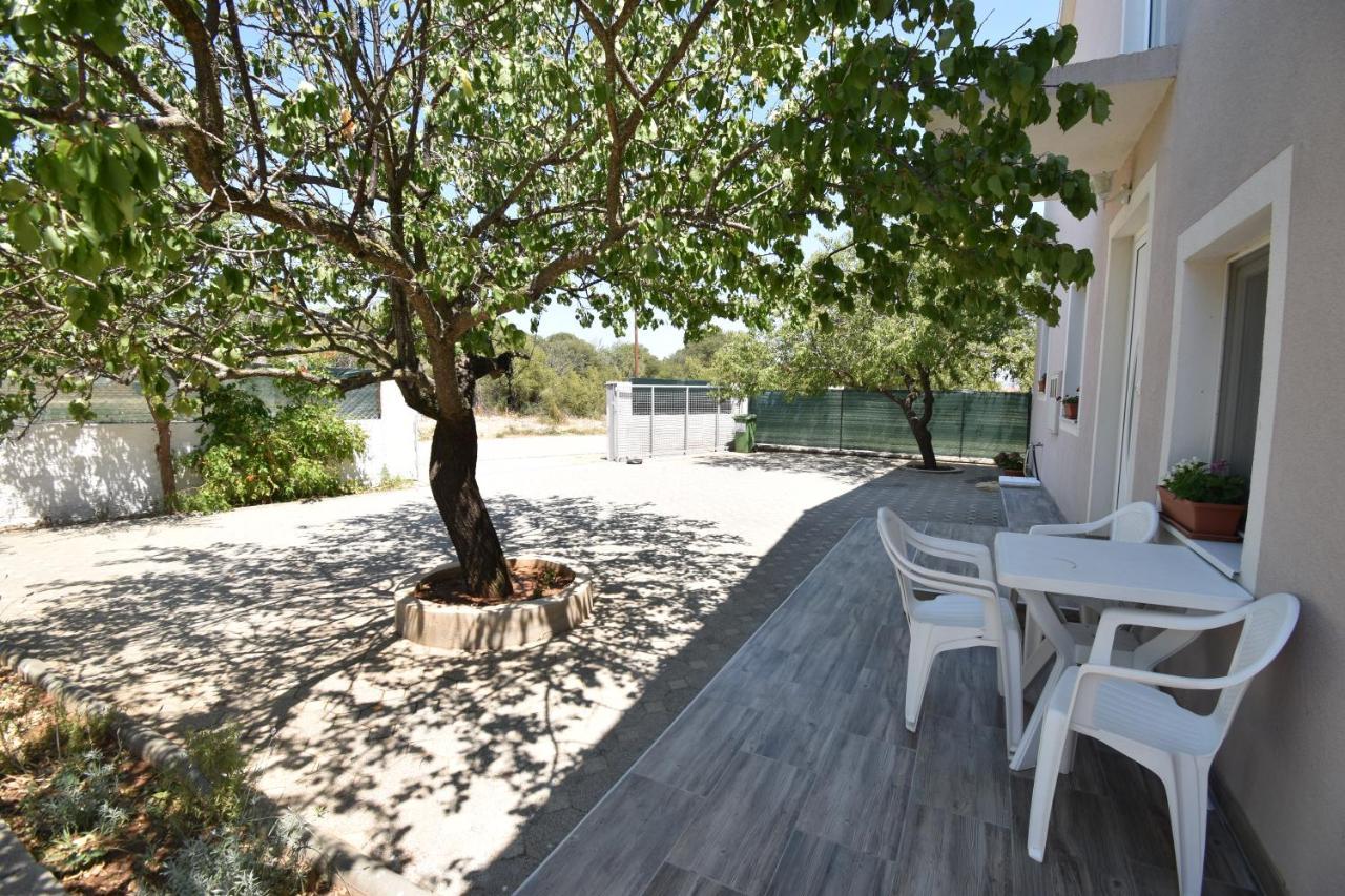 Villa Bubica- Cozy Holiday Home In Rural Area With Pool Stankovci  Exterior photo
