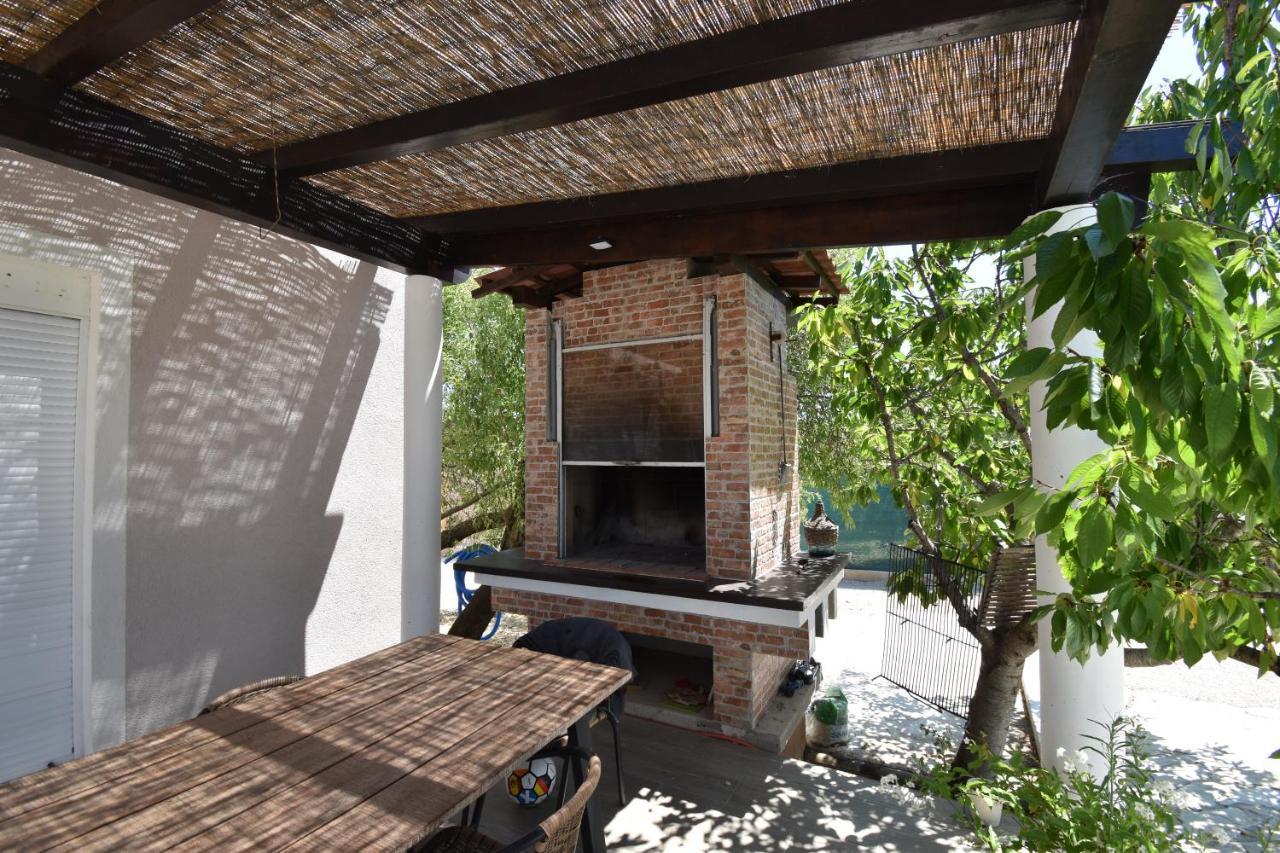 Villa Bubica- Cozy Holiday Home In Rural Area With Pool Stankovci  Exterior photo